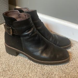 Wonders black booties